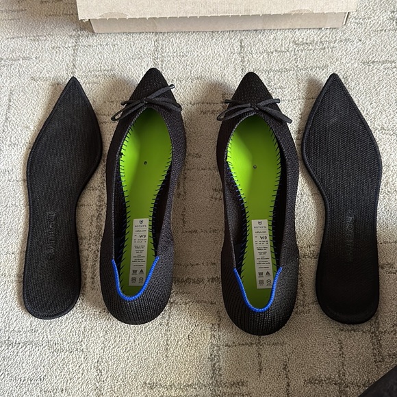 Rothy’s The Bow Point, size 9, Blackout special edition - Picture 5 of 11